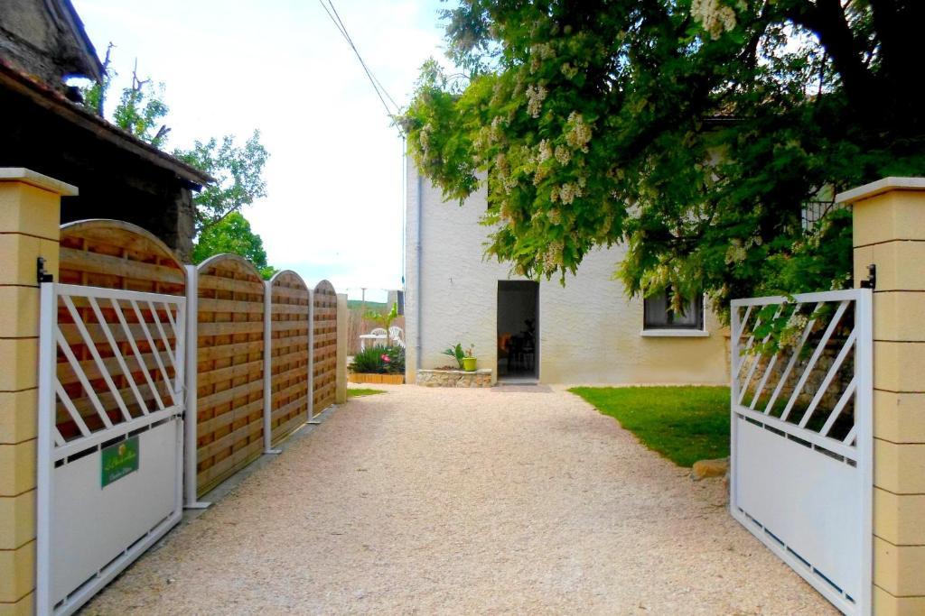 Chambres D'Hotes Le Clos Du Murier Villefranche-de-Rouergue Buitenkant foto